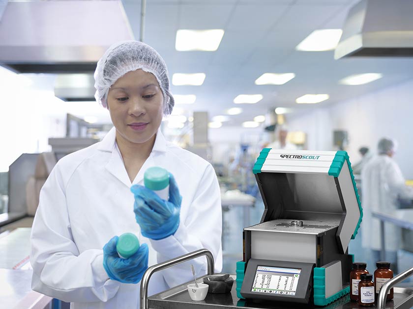 Portabler energiedispersiver Röntgenfluoreszenz-Analysator SPECTROSCOUT